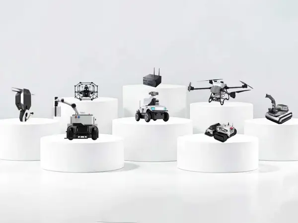 Tianjin Weide Aviation fördjupar scensamarbetet och landar flera praktiska projekt för band-/hjulförsedda chassier och väggklättringsrobotar